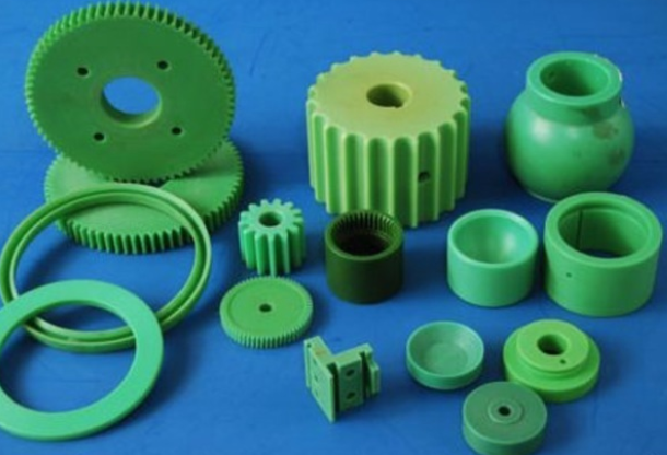 注塑塑料產品出現銀紋(料花、水花)的原因及分析辦法